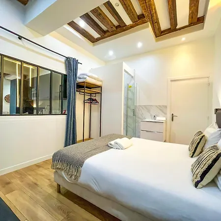 Urbanflat 67 - Large In Perfect Location