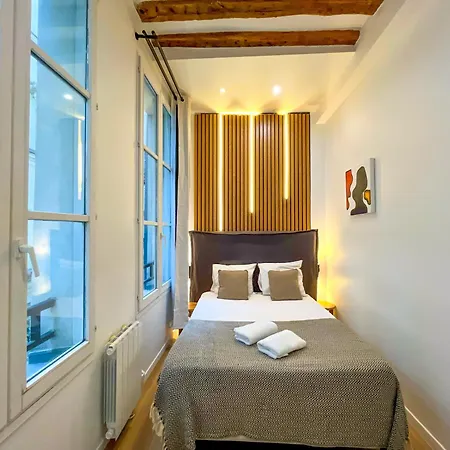 Urbanflat 67 - Large In Perfect Location شقة
